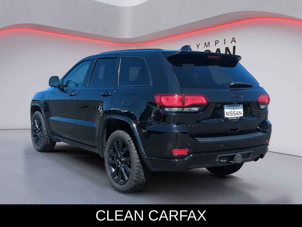 Used 2022 Black Jeep Laredo X image 4