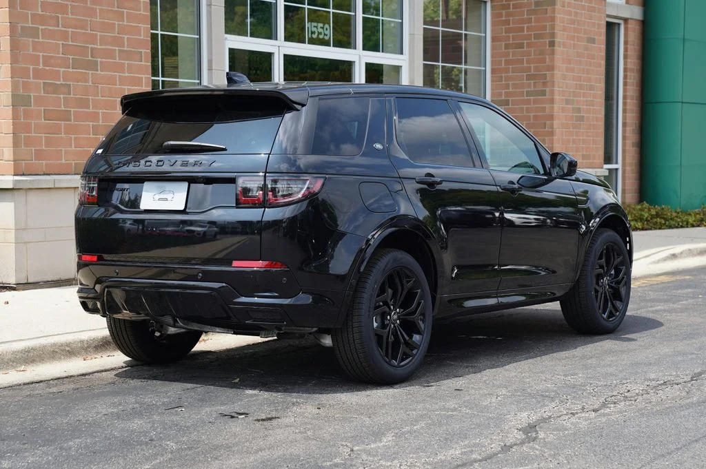 New 2026 Santorini Black Land Rover Landmark image 6