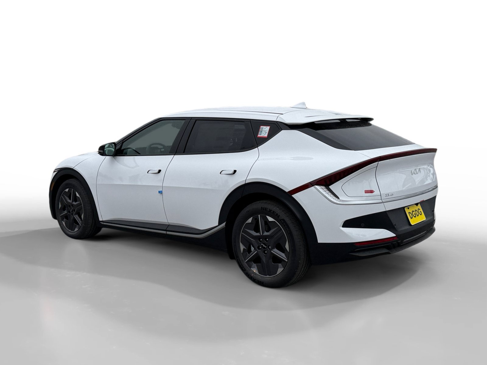 New 2026 Glacial White Pearl Kia LIGHT image 3