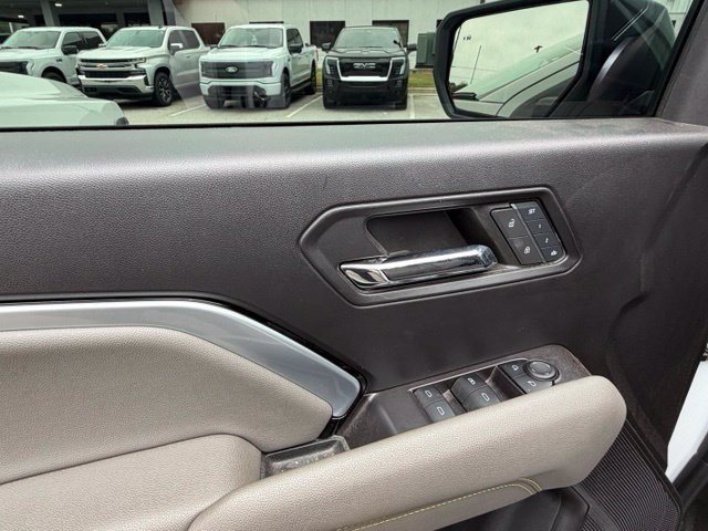 Used 2024 White Chevrolet ZR2 image 8