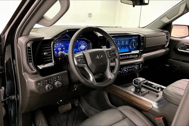 Used 2024 Black Chevrolet RST image 17