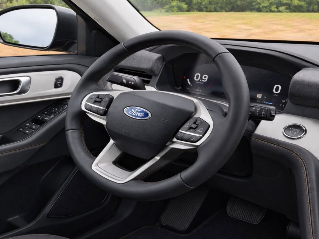 New 2026 Carbonized Gray Metallic Ford Active image 17