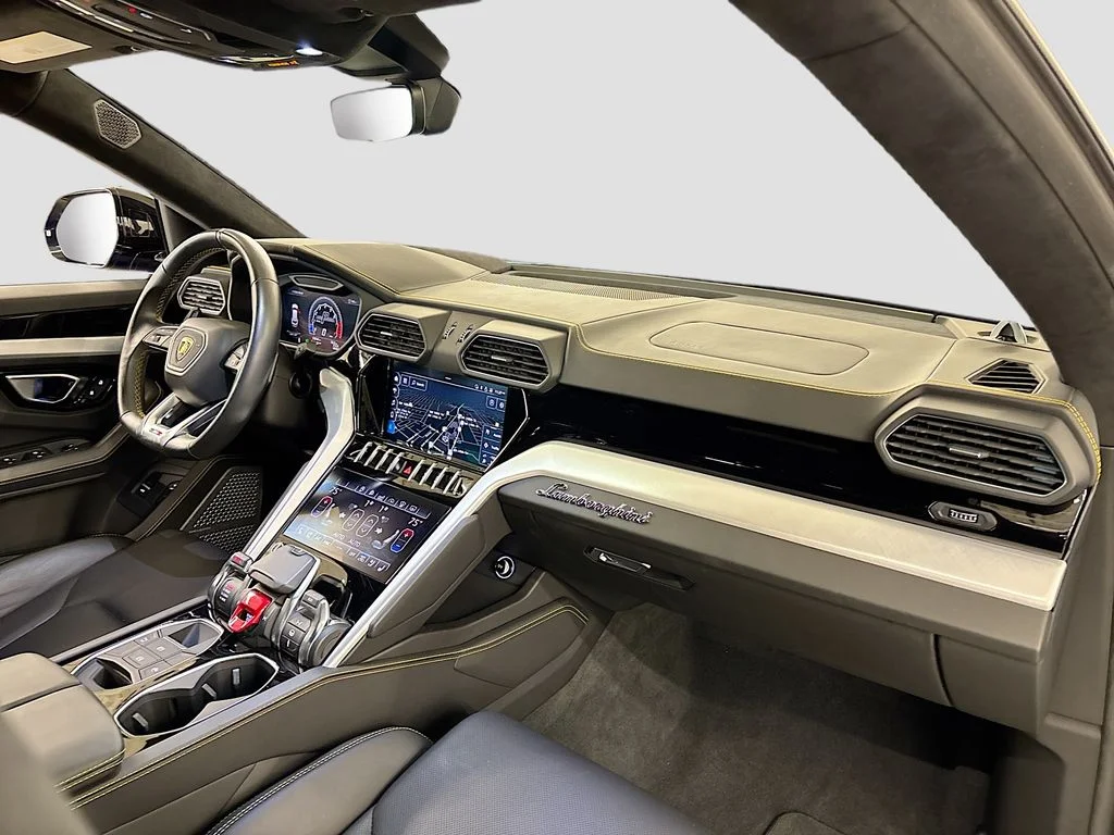 2021 Lamborghini Urus Base - Photo 14