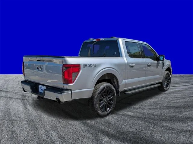 New 2026 Iconic Silver Metallic Ford XLT image 4