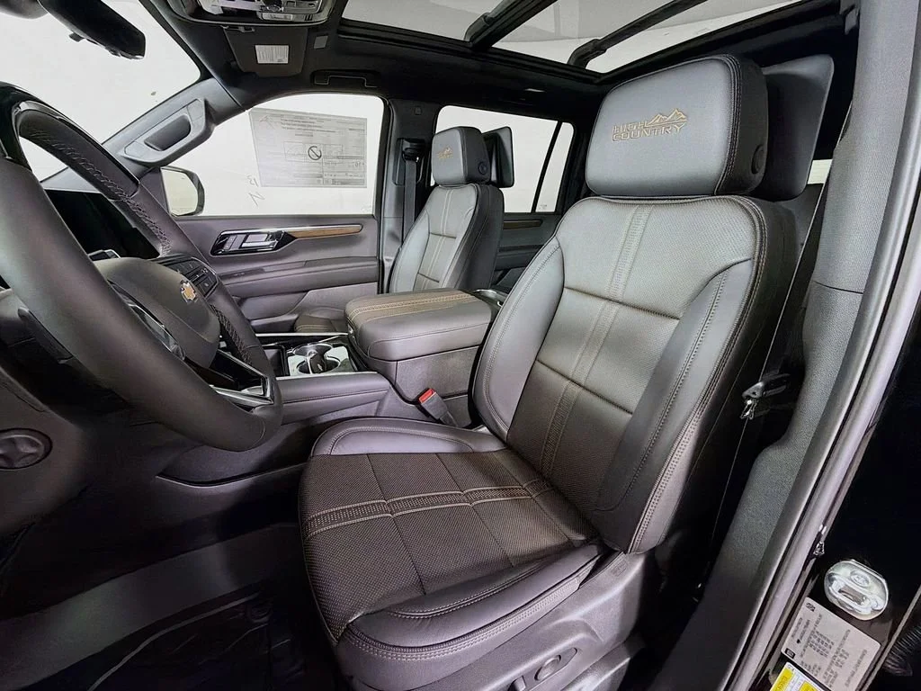 2026 Chevrolet Suburban High Country - Photo 11