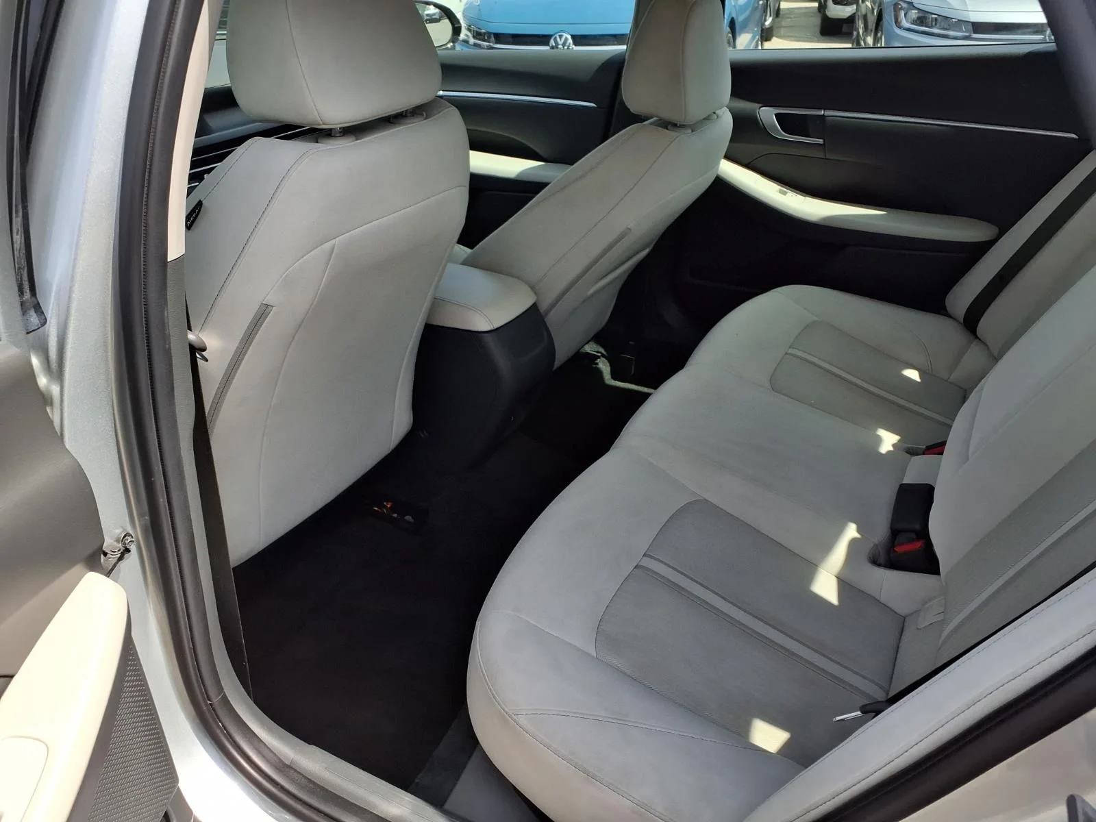 Used 2024 Silver Hyundai SEL image 19
