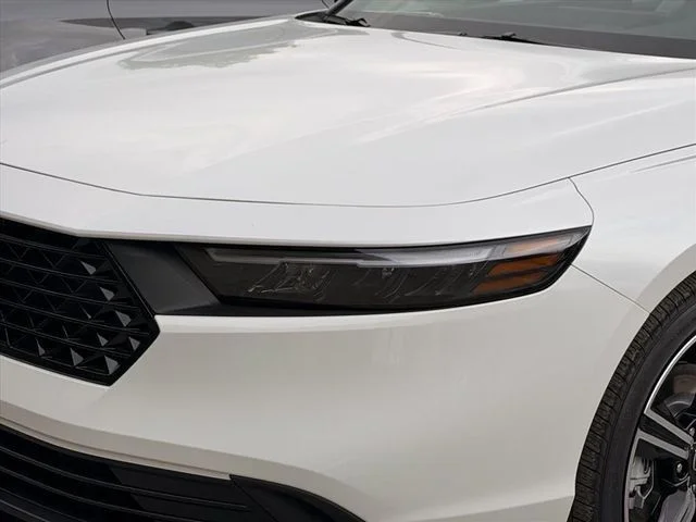 New 2026 Platinum White Pearl Honda Sport Hybrid image 2