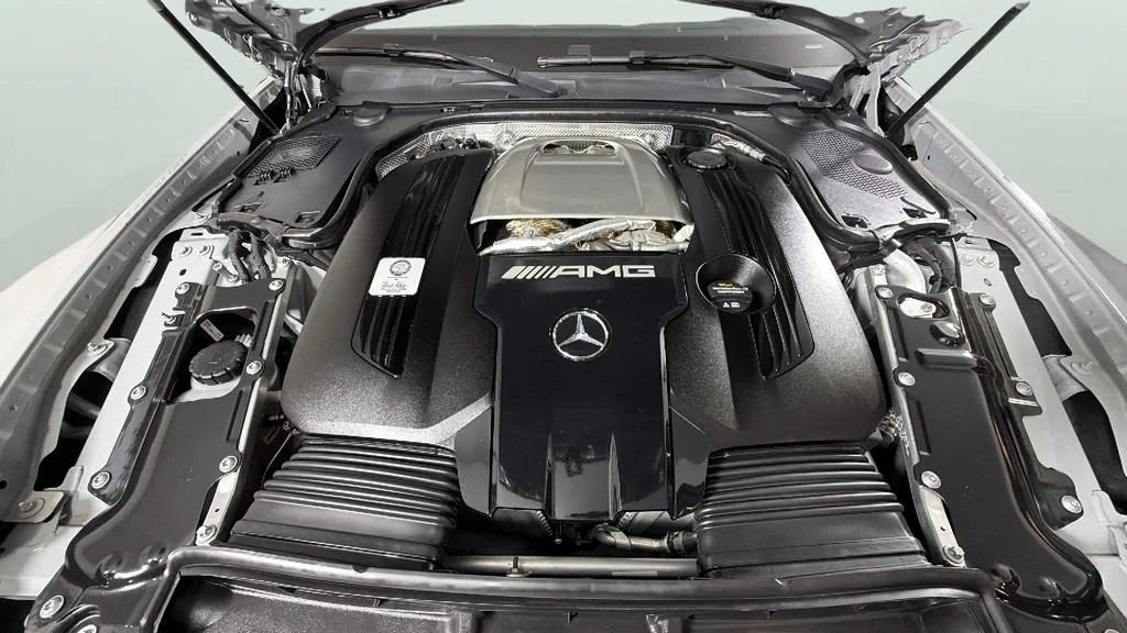 Used 2022 Gray Mercedes-Benz 4MATIC® image 40
