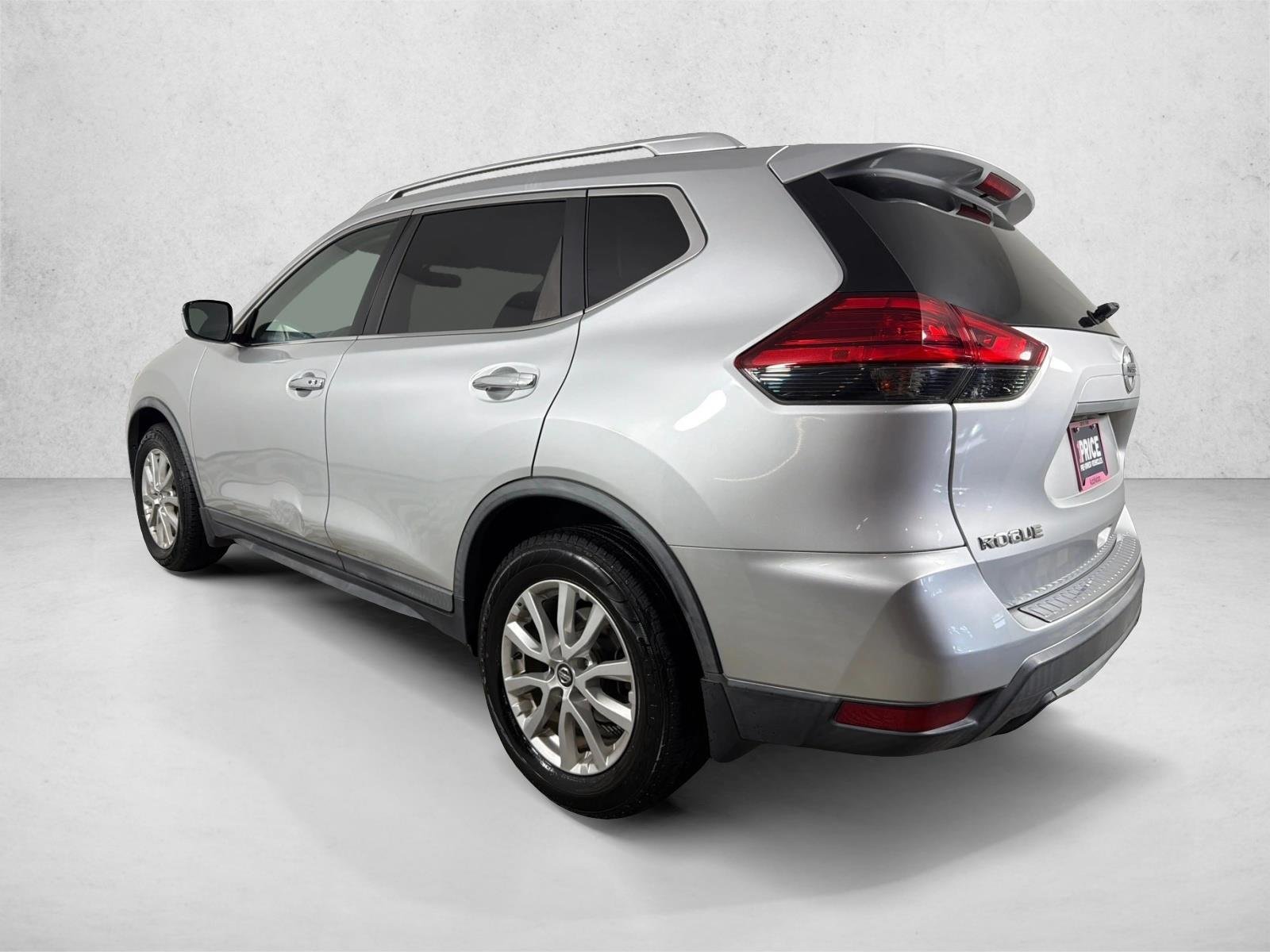 Used 2017 Brilliant Silver Nissan SV image 5
