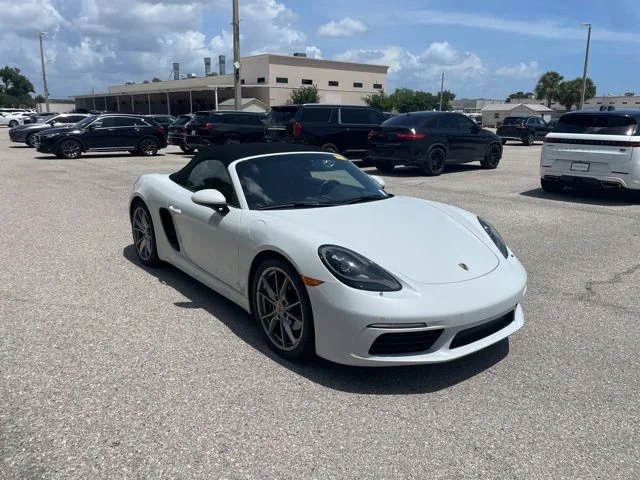 2017 Porsche 718 Boxster's photo