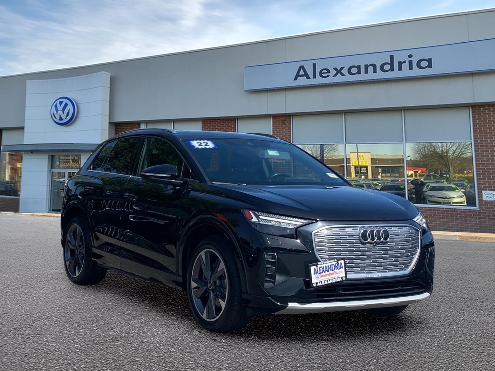 2022 Audi Q4 e-tron 50 Prestige quattro's photo