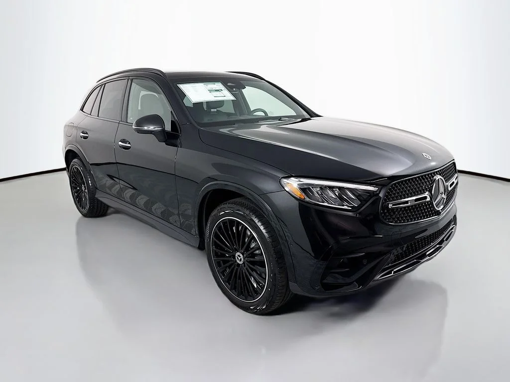 New 2026 Obsidian Black Metallic Mercedes-Benz GLC 300 image 7