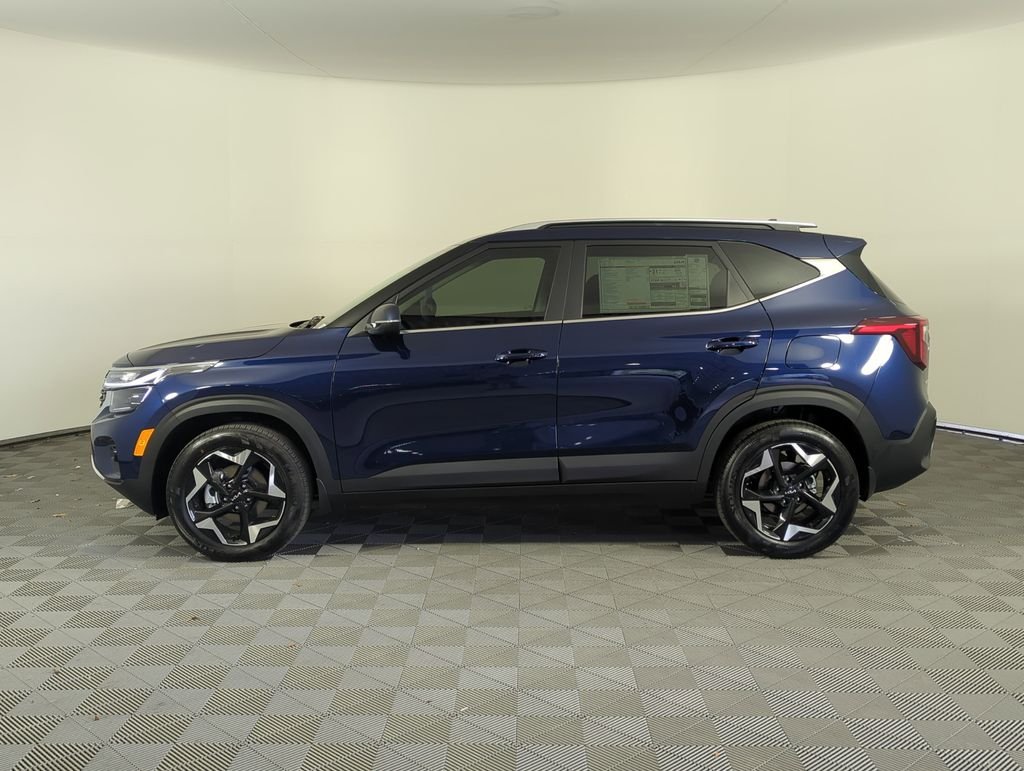 New 2026 Dark Ocean Blue Kia EX image 4