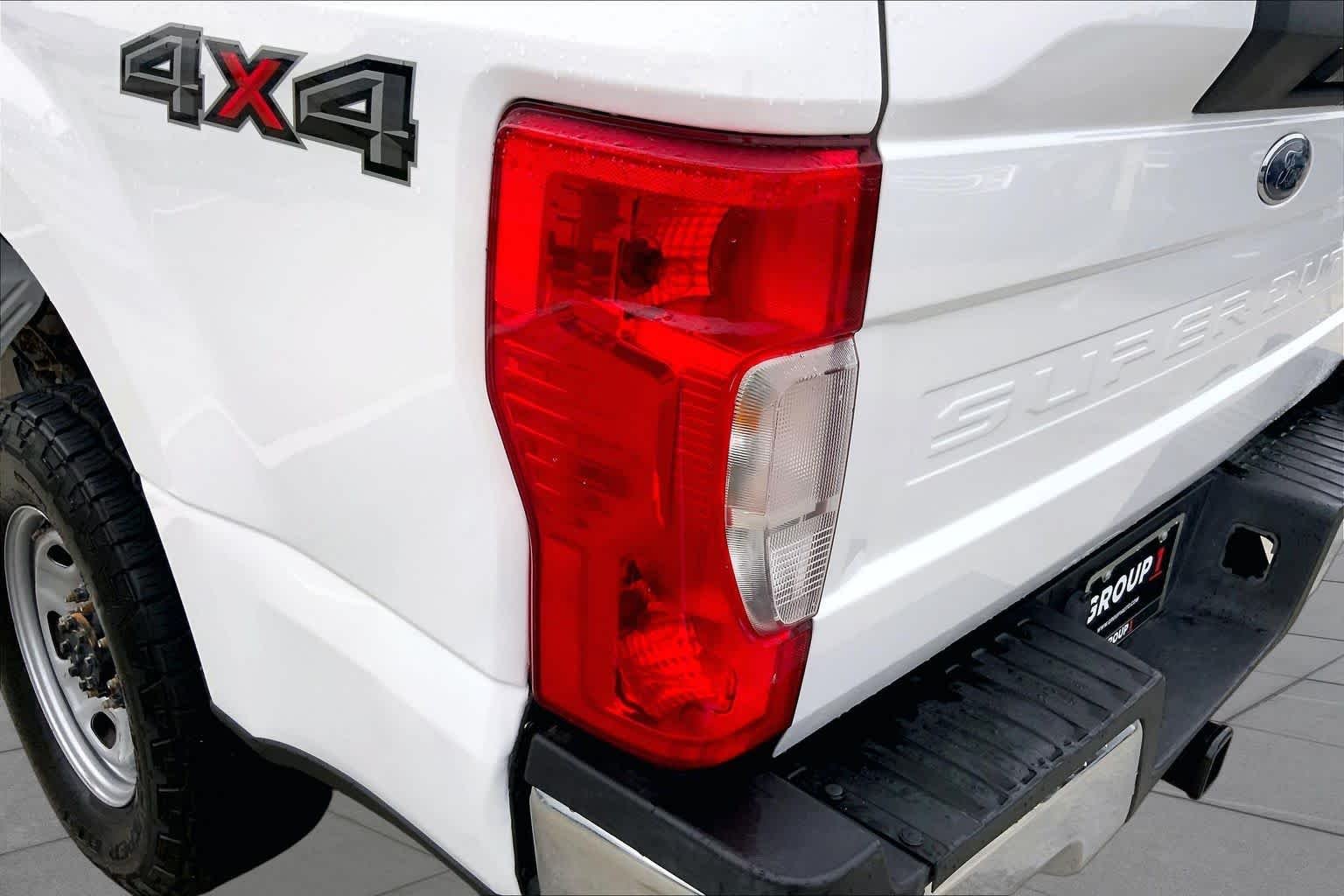 Used 2021 Oxford White Ford XL image 27