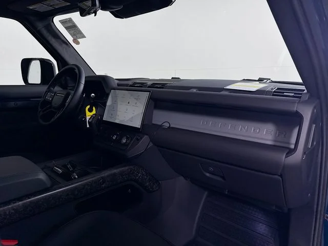 New 2026 Sargasso Blue Land Rover  OCTA image 31