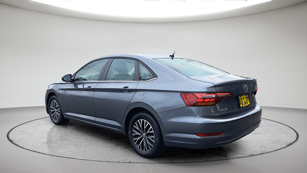 Used 2019 Gray Volkswagen 1.4T SE image 3
