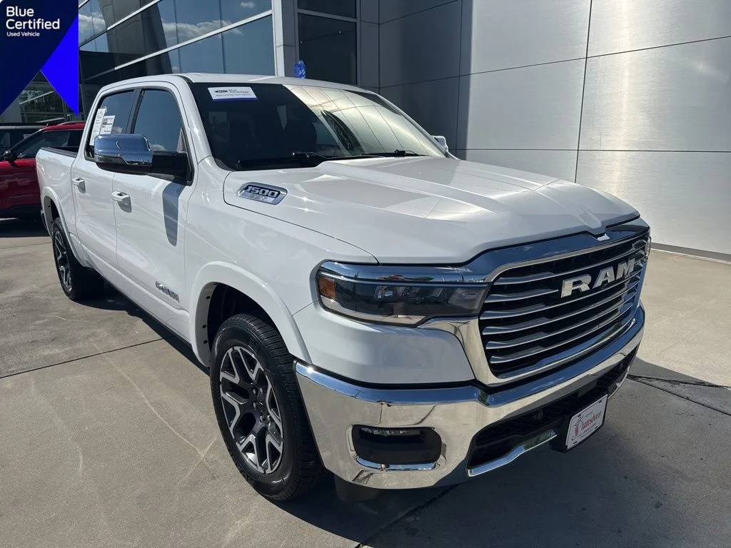 2025 RAM 1500 Laramie 4x4 Crew Cab 5'7's photo