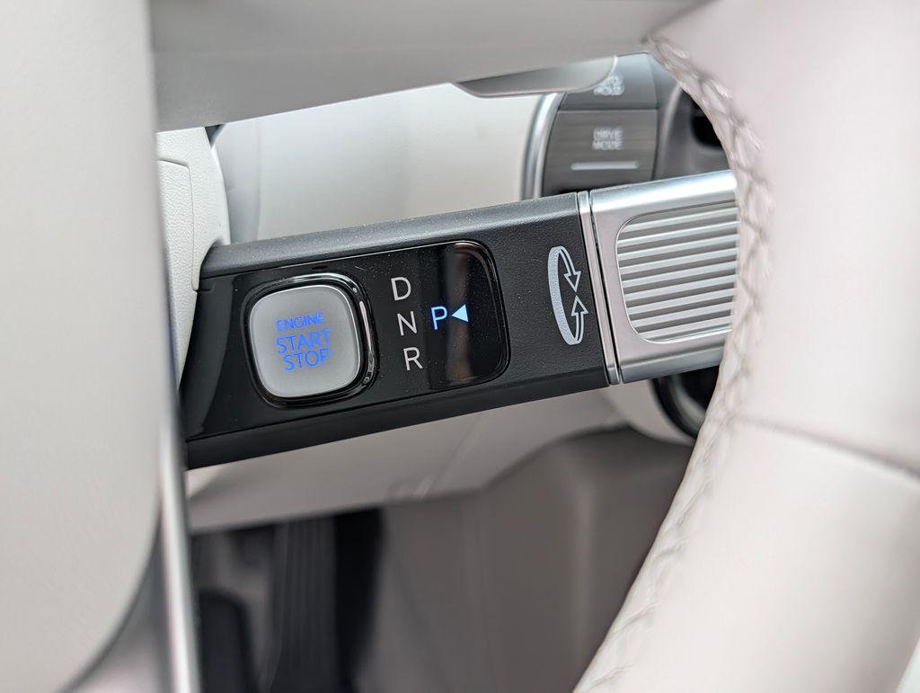 New 2026 Gray Hyundai Blue SEL 8P image 30