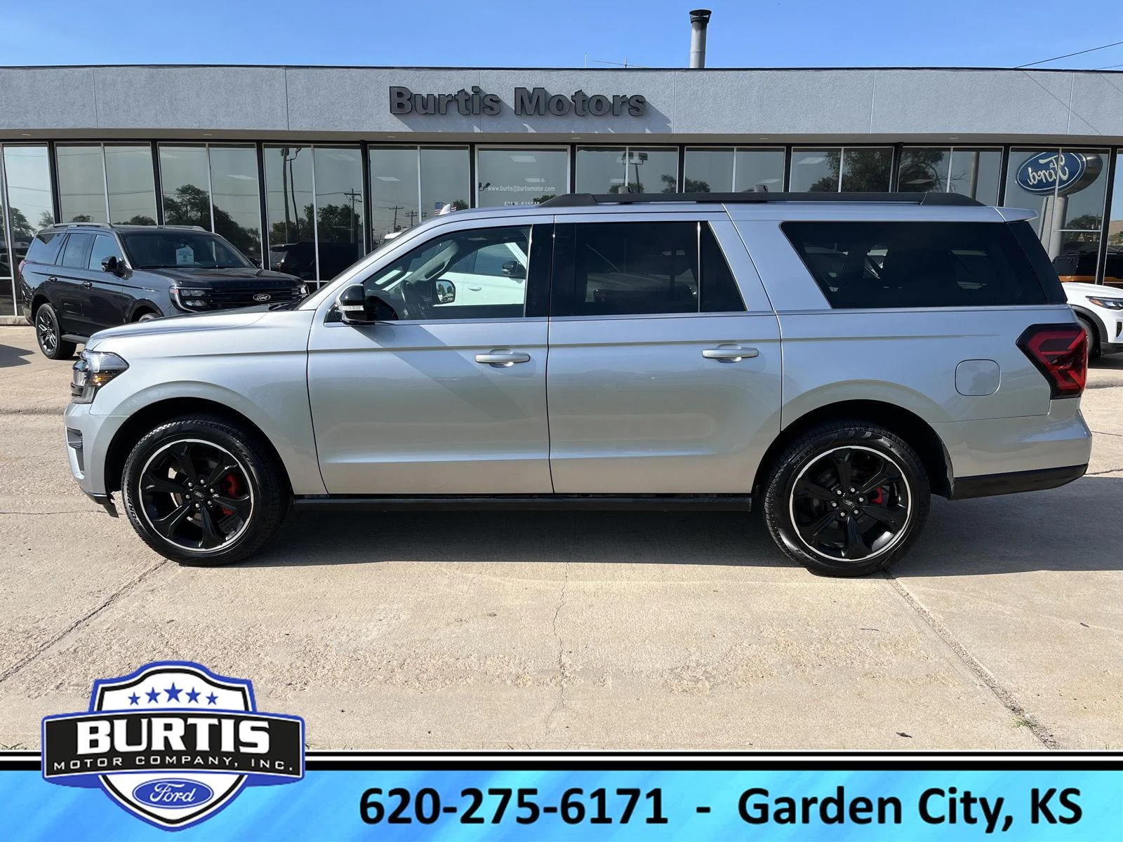 Used 2022 Iconic Silver Metallic Ford Limited image 1
