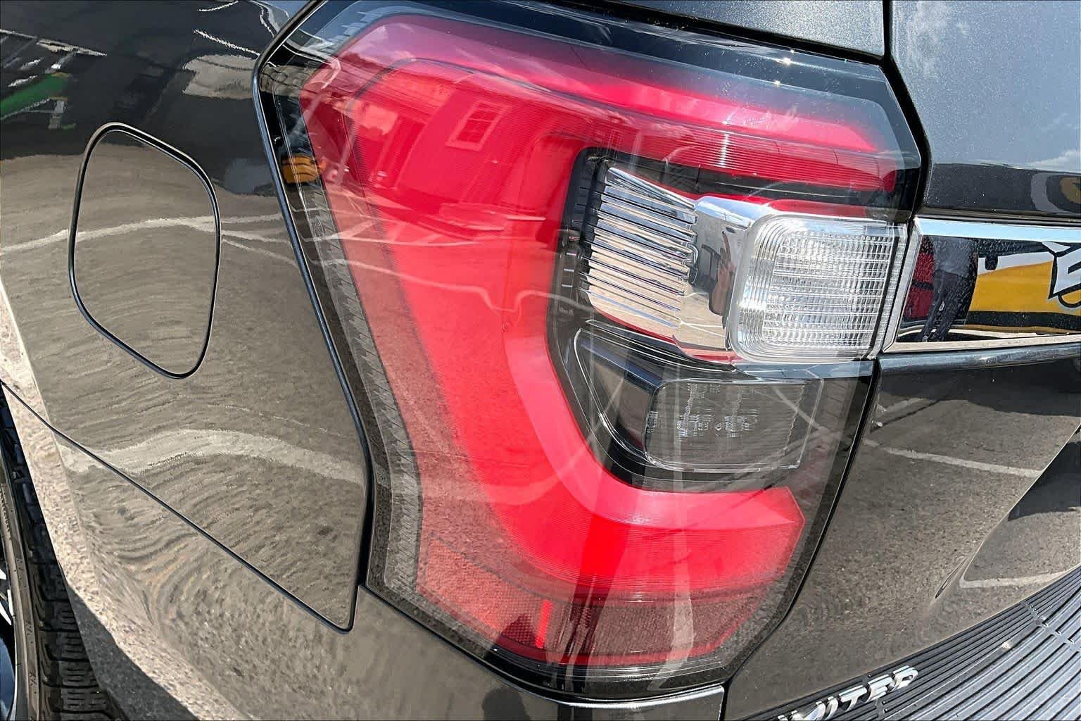 Certified Used 2020 Magnetic Ford Limited image 28
