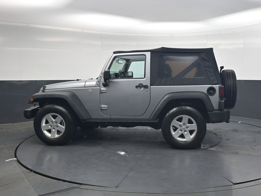 Used 2017 Silver Jeep Sport image 8