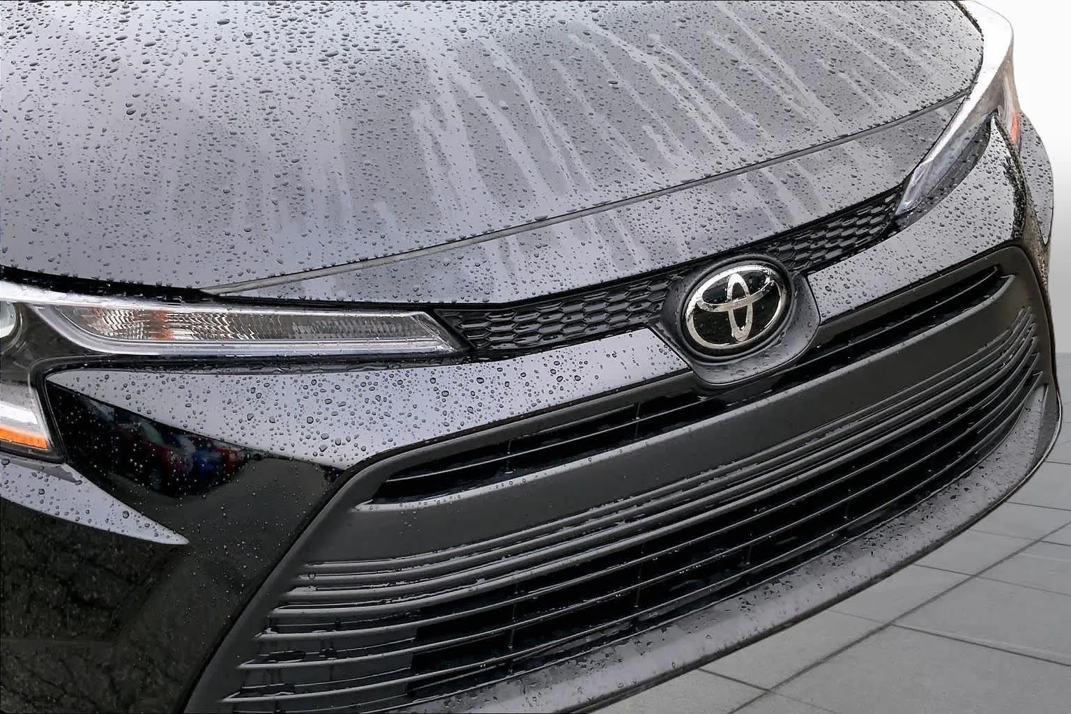 Used 2025 Midnight Black Metallic Toyota LE image 56
