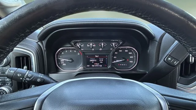 Used 2020 White GMC SLT image 15
