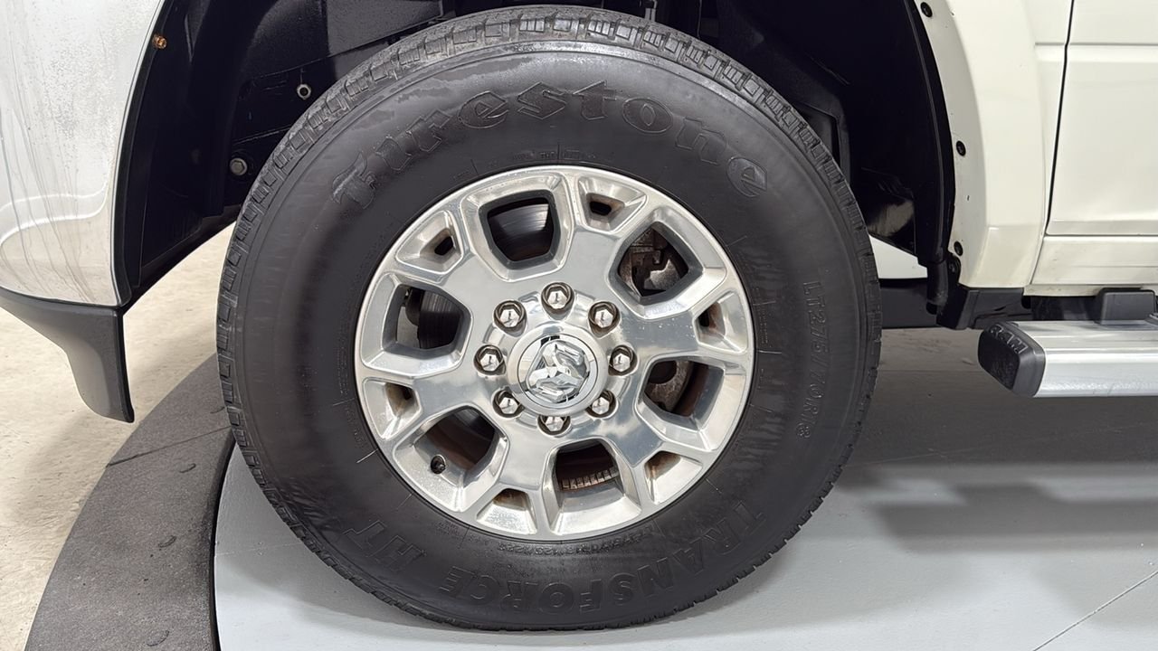 Used 2021 White Ram Laramie image 24