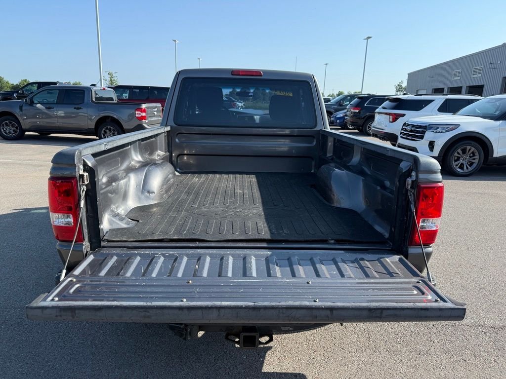 Used 2011 Gray Ford XLT image 31