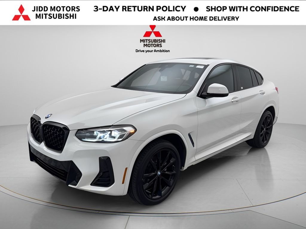 2022 BMW X4 xDrive30i's photo