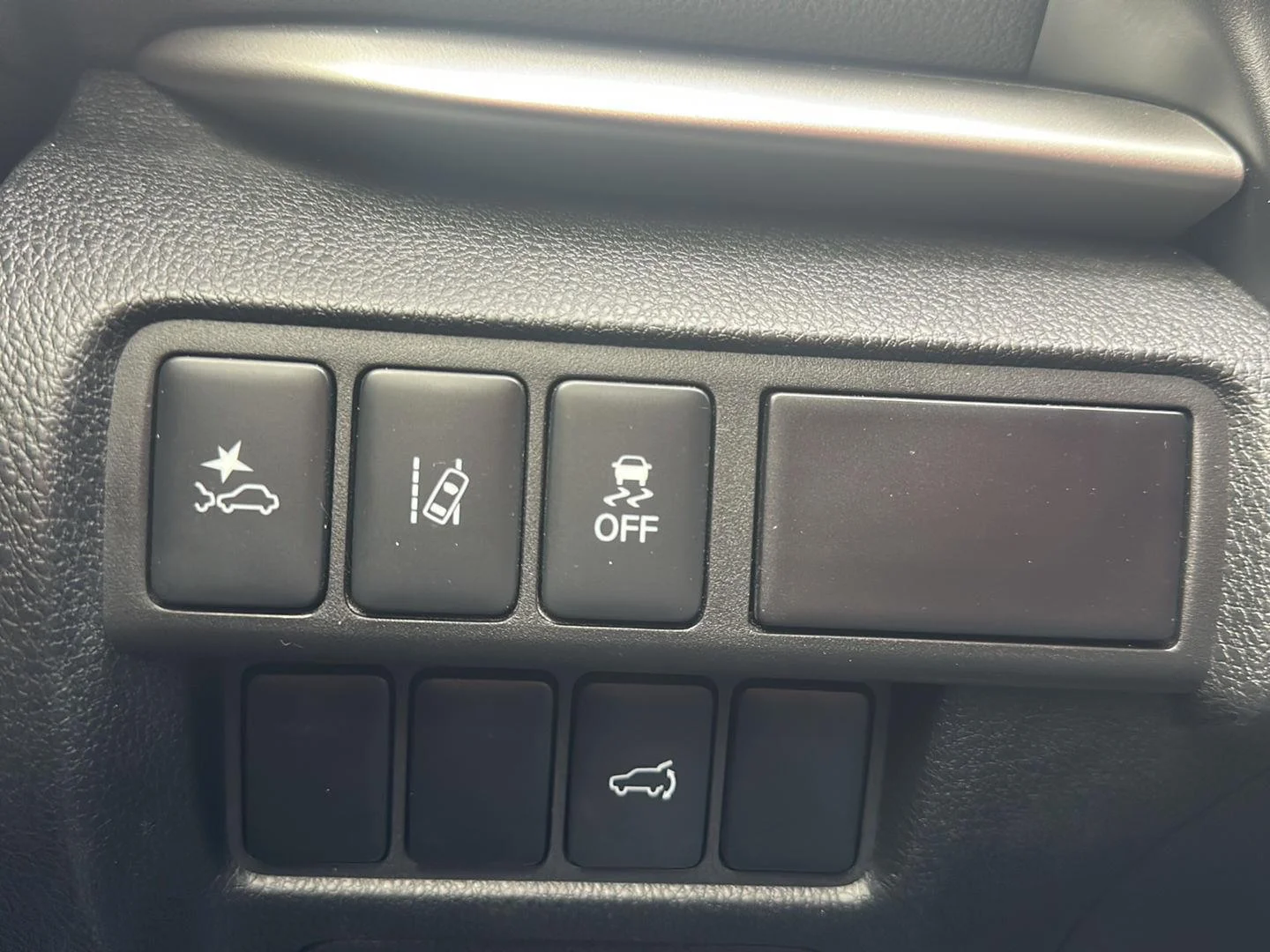 Used 2025 Blue Mitsubishi Black Edition image 22