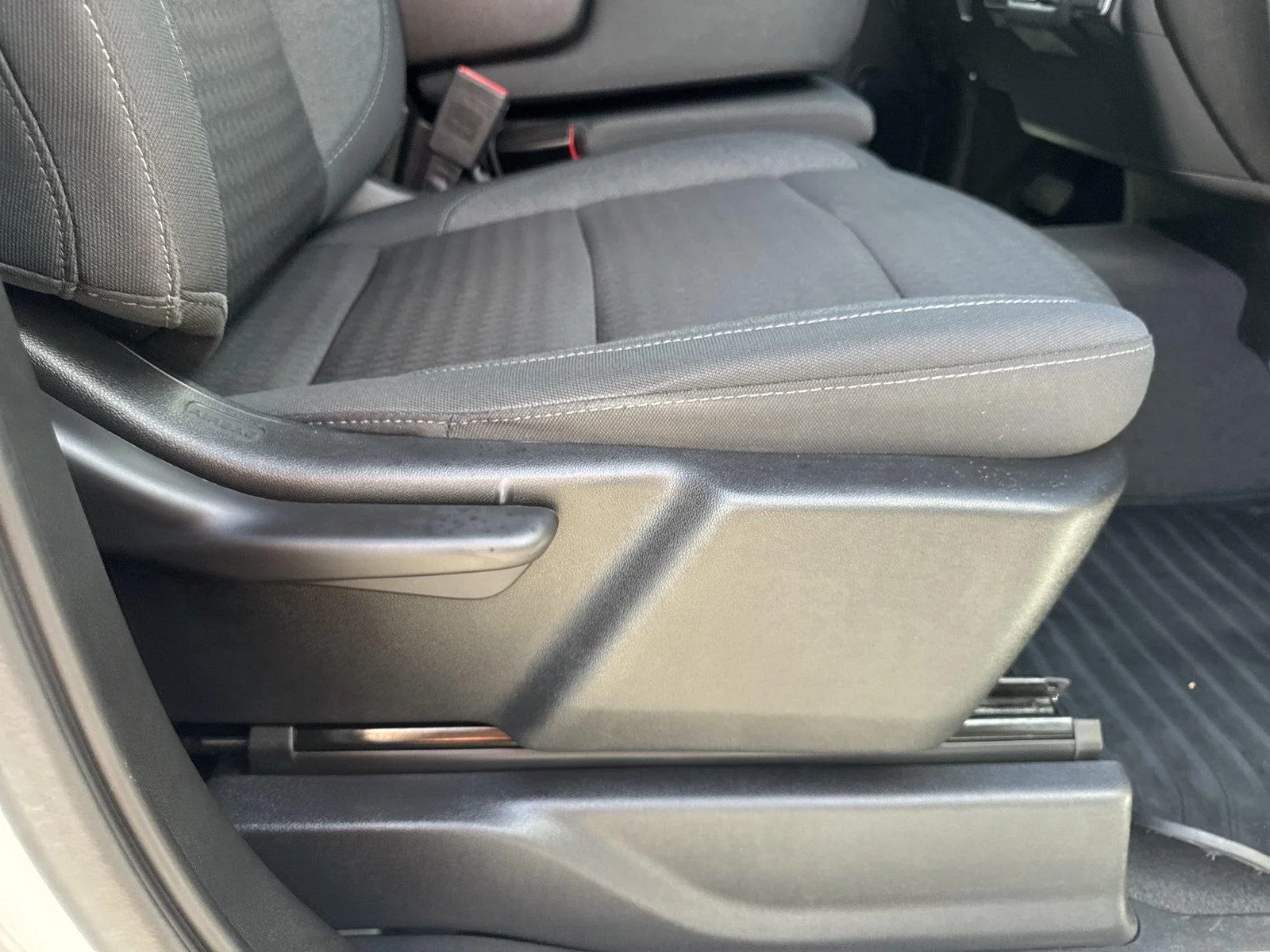 Used 2022 Summit White Chevrolet Custom image 36