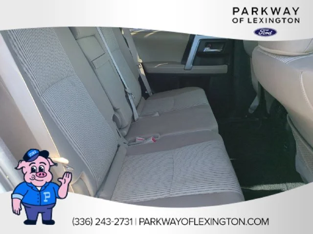 Used 2016 White Toyota SR5 image 30