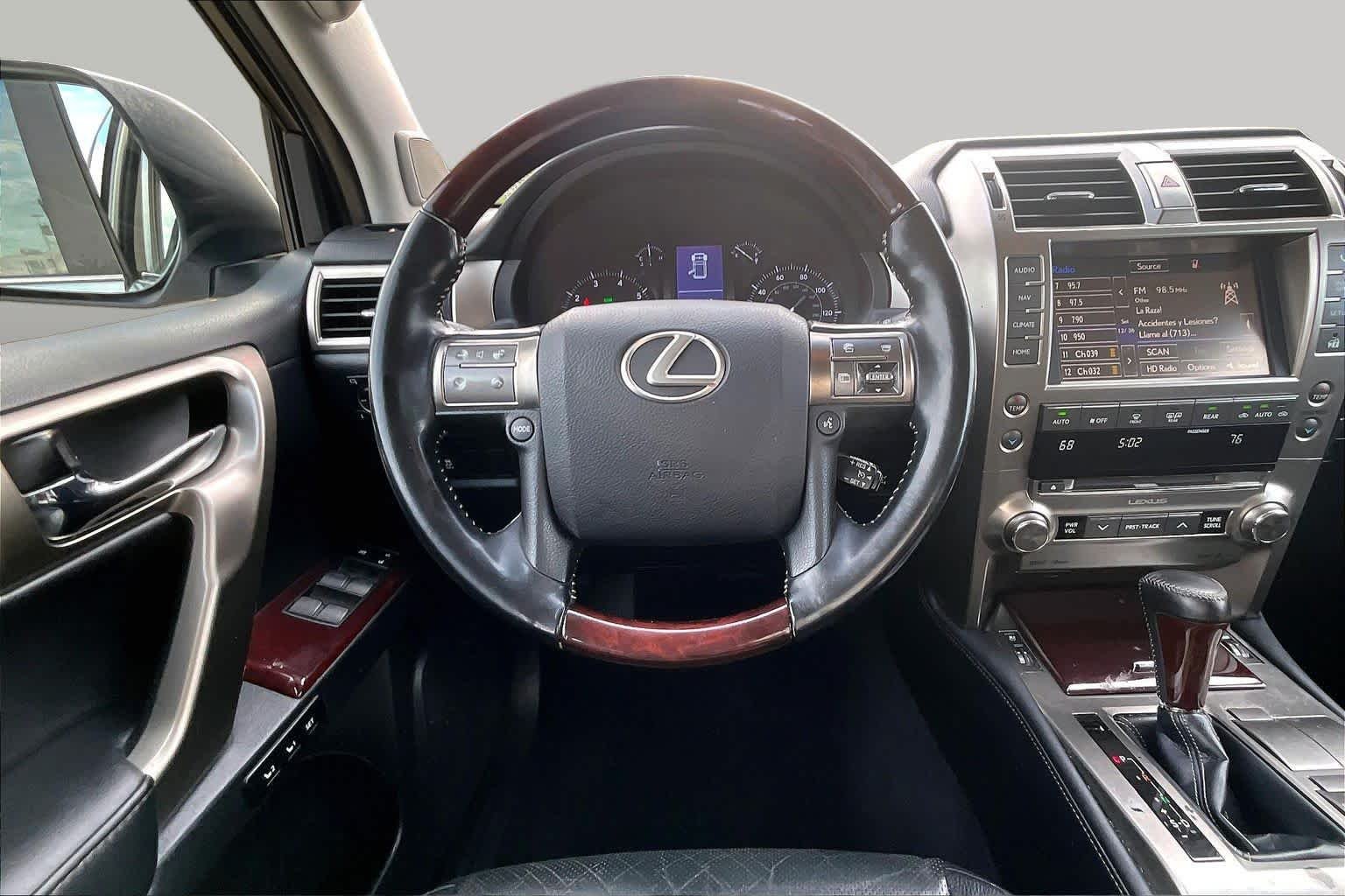 Used 2018 Silver Lining Metallic Lexus Premium image 6