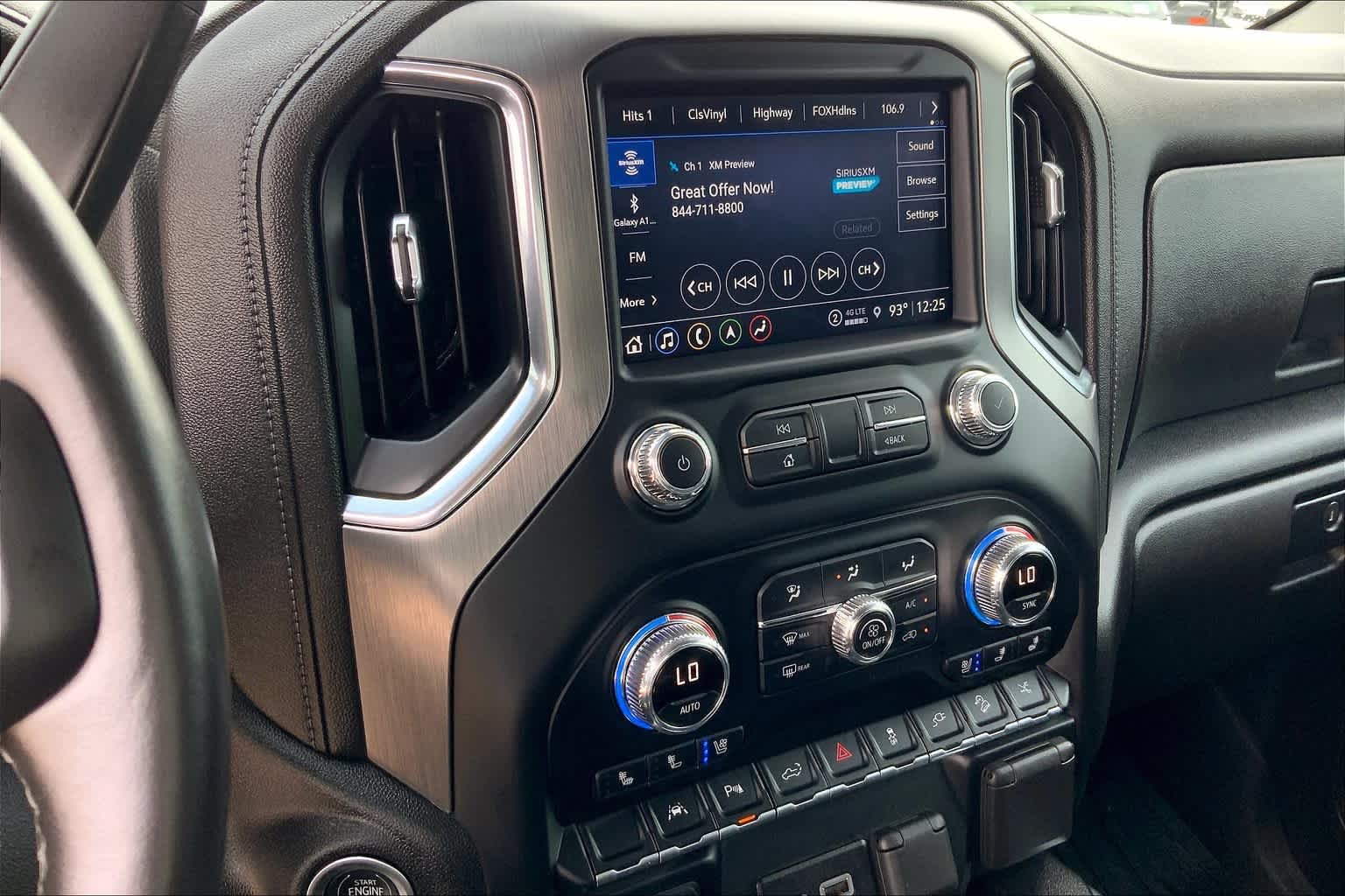 Used 2022 Onyx Black GMC Denali image 7