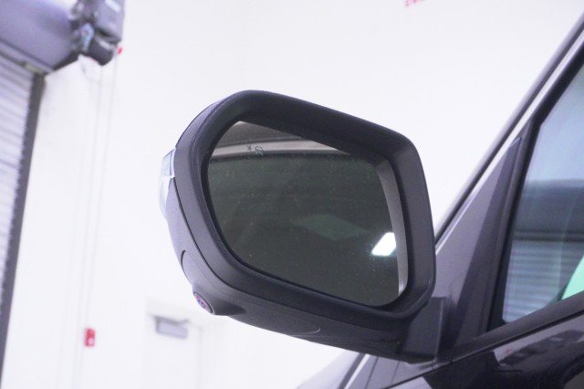 New 2026 Mosaic Black Metallic Chevrolet LT image 13