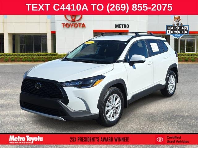 Certified Used 2023 WIND CHILL PEARL* Toyota LE image 1