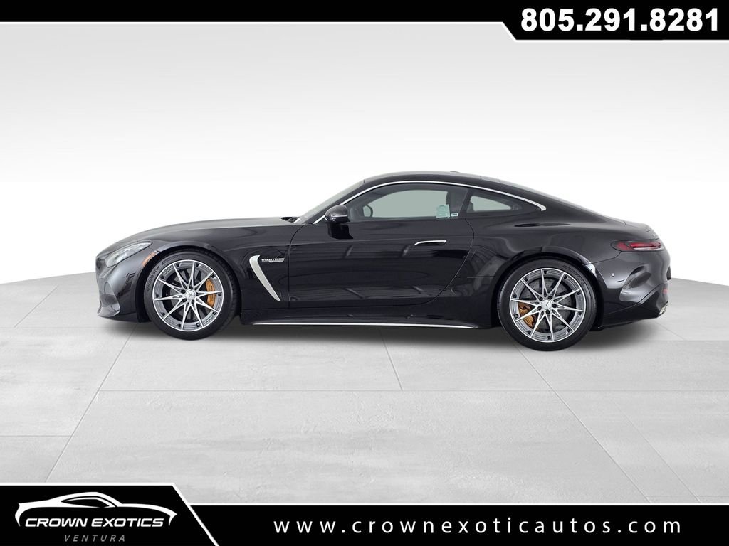 Used 2025  Mercedes-Benz S E Performance image 4