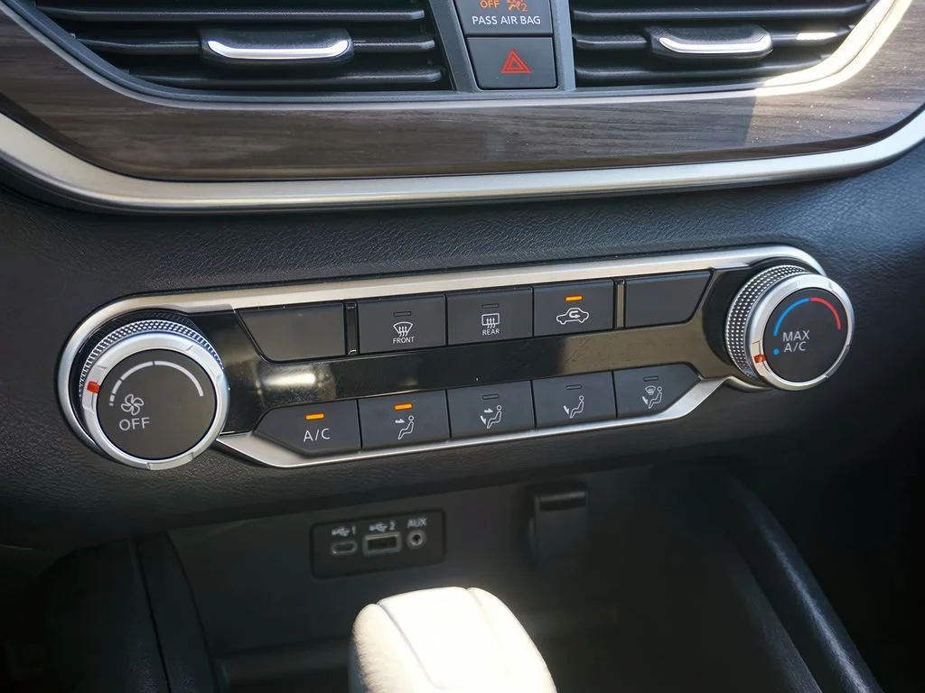 2025 Nissan Altima SV - Photo 30