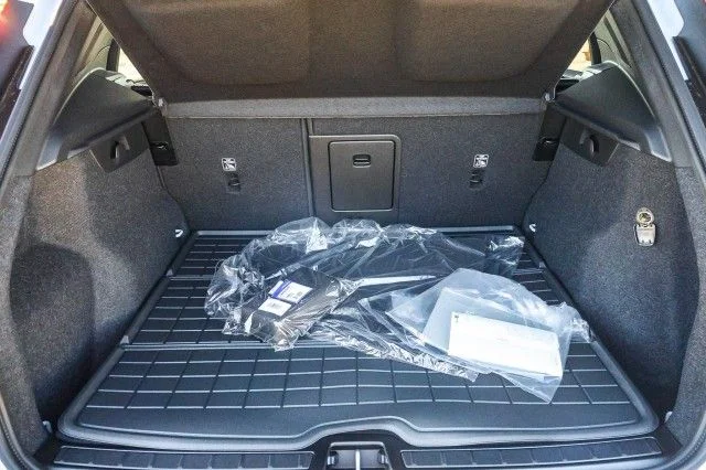 2026 Volvo XC40 Plus - Photo 26