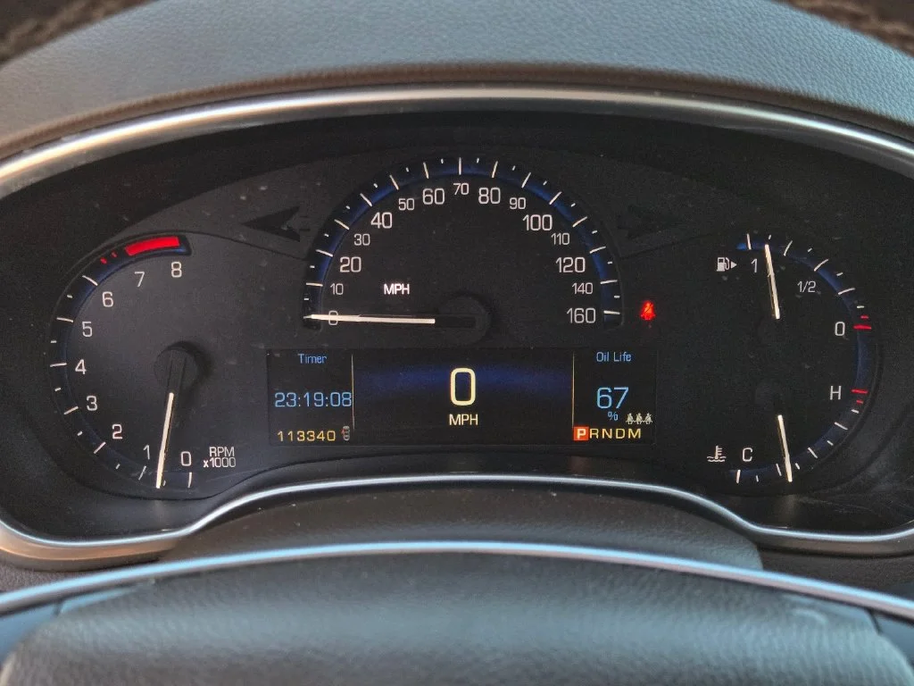 Used 2016 PLATINUM ICE TRICOAT Cadillac Luxury Collection image 27