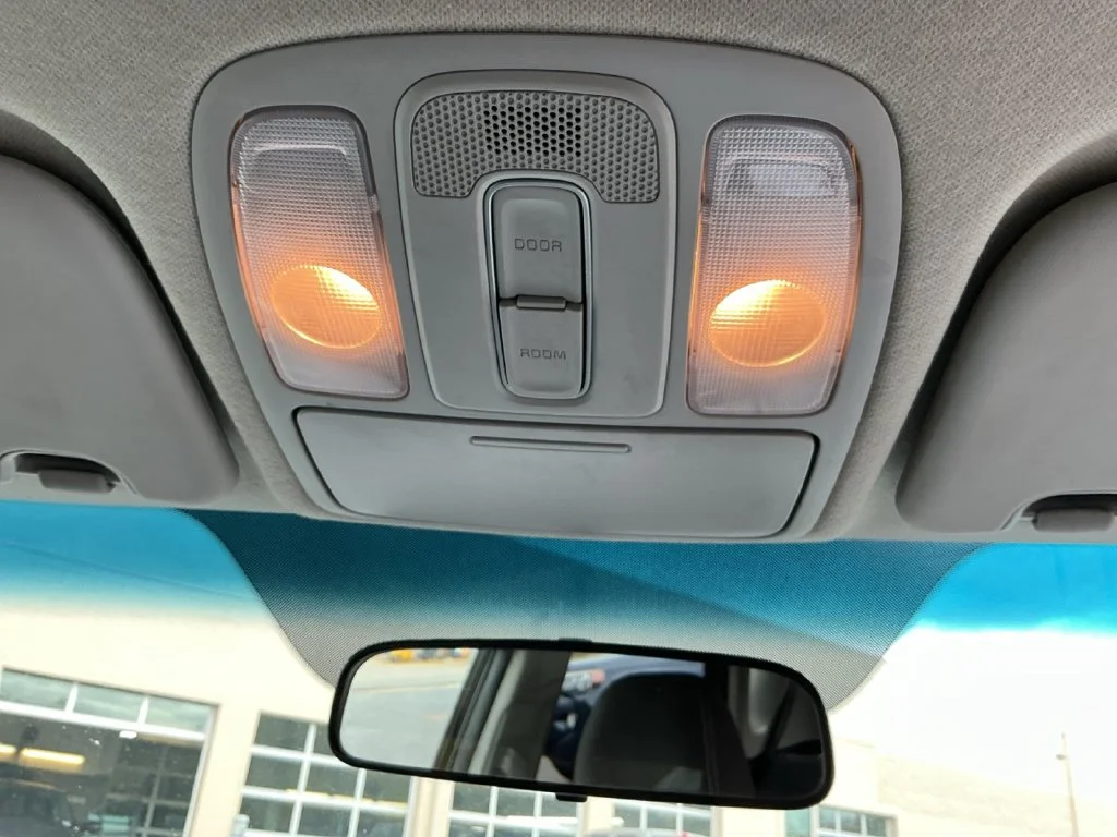 Used 2019 Black Kia Base image 29