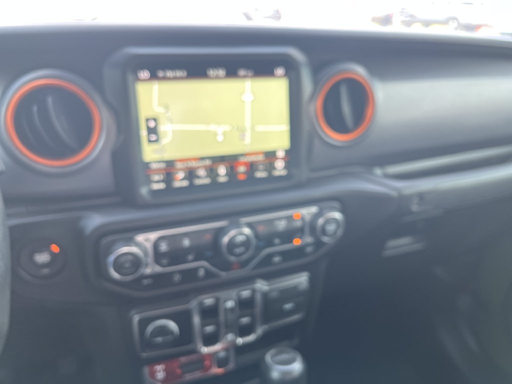 Used 2021 Green Jeep Mojave image 18