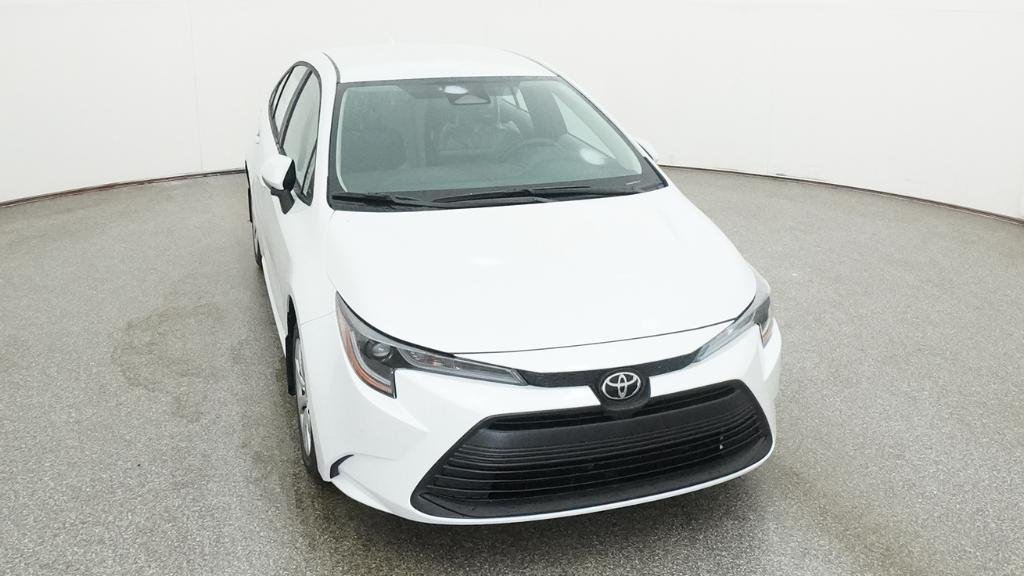 New 2026 Wind Chill Pearl Toyota LE image 9