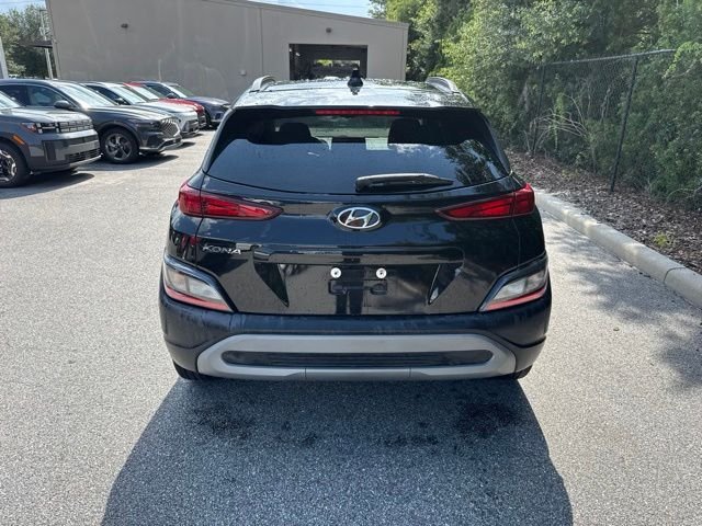 Used 2023 Black Hyundai SEL image 4