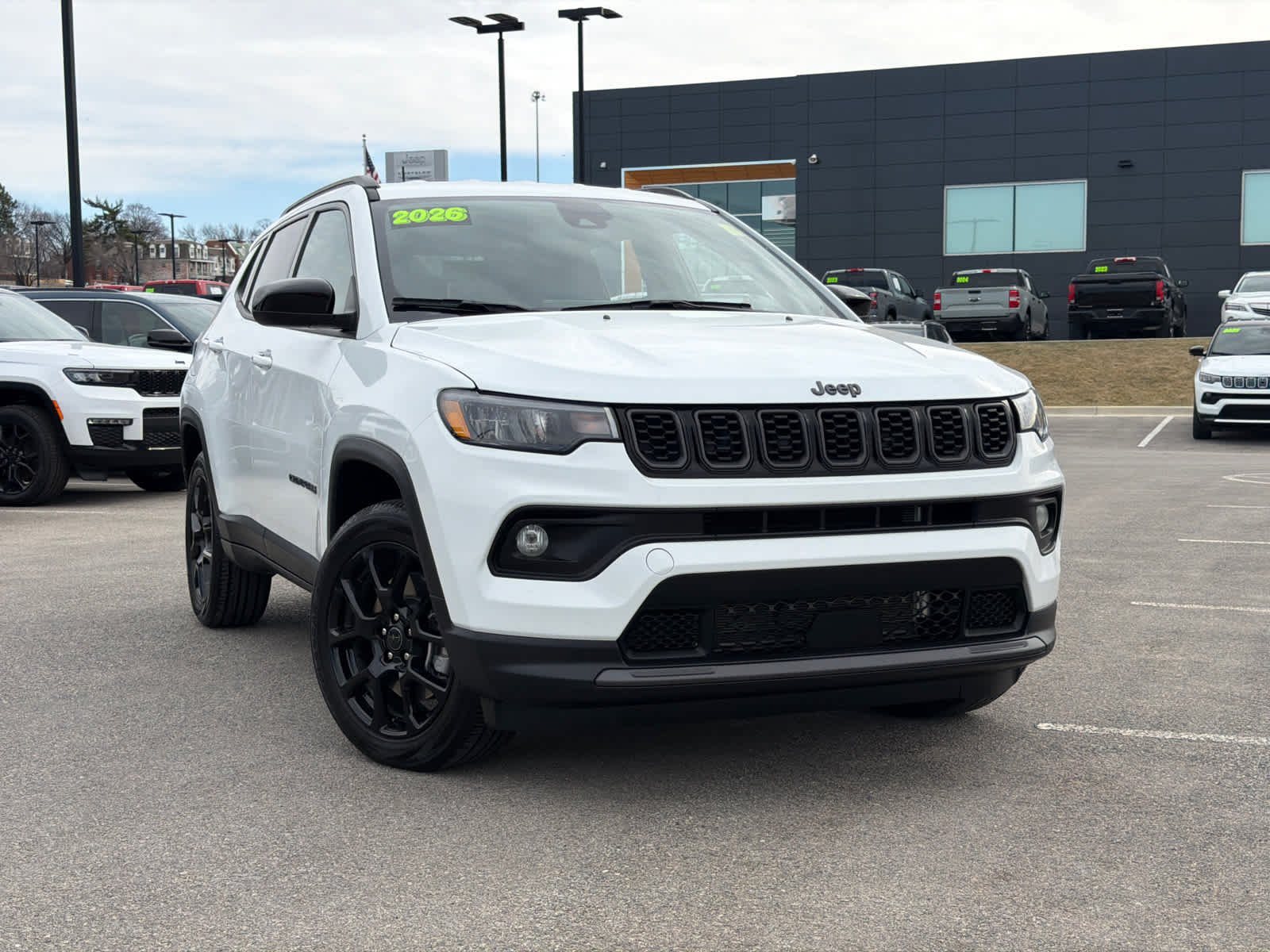 Used 2026 Jeep Compass Altitude with VIN 3C4NJDBN0TT160860 for sale in Kansas City