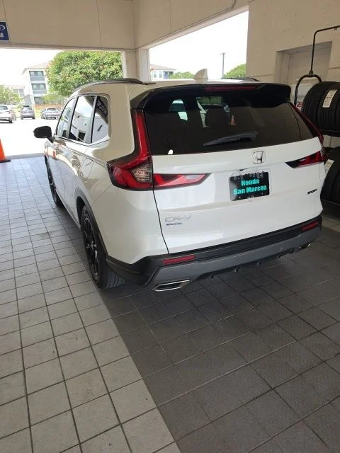 Certified Used 2023 Platinum White Pearl Honda Sport image 5