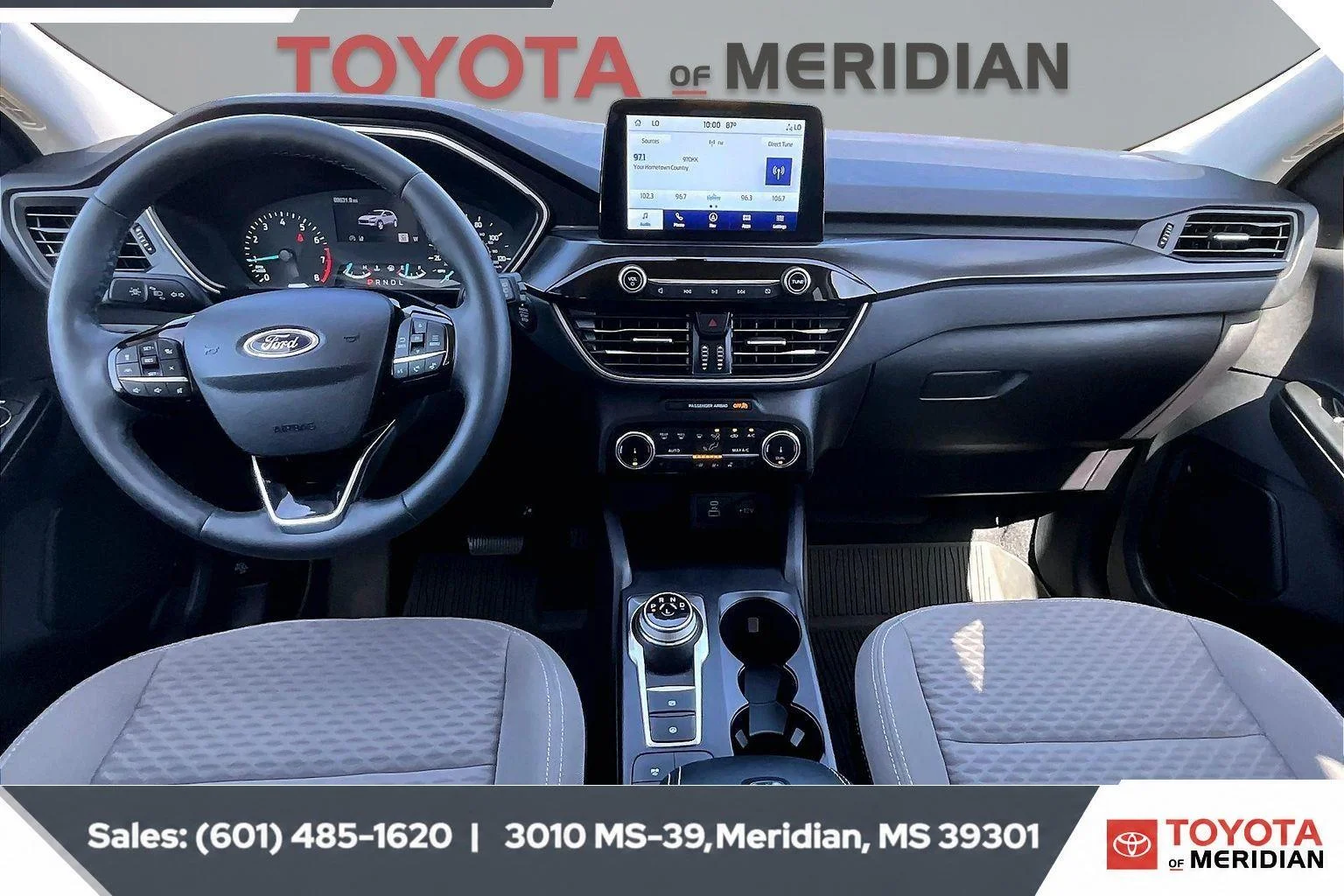 Used 2022 Oxford White Ford SE image 13