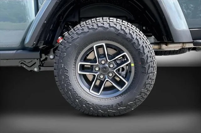 New 2026 Anvil Clear-Coat Exterior Paint Jeep Mojave image 30
