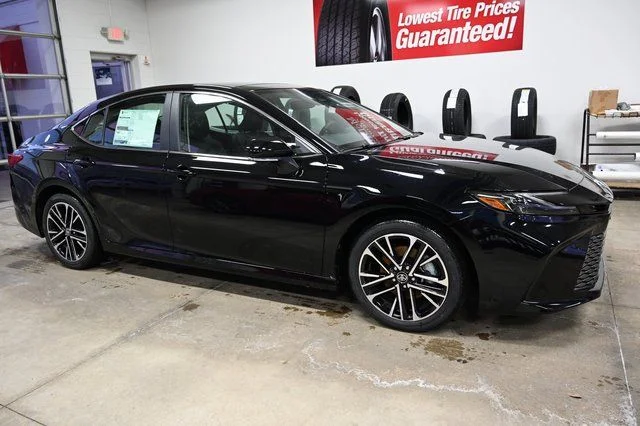 New 2026 Midnight Black Metallic Toyota XLE image 4